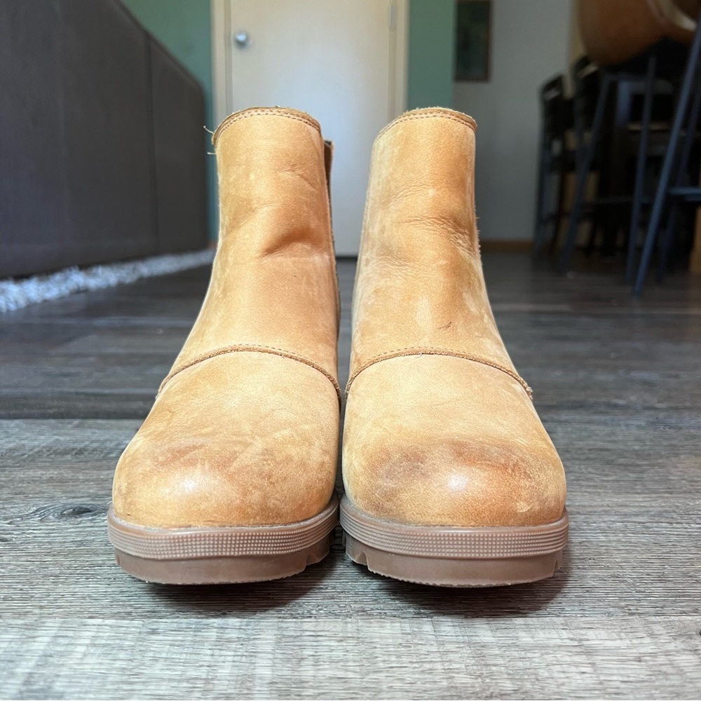 Sorel Brown Ribbed Ankle Boots - Picture 4 of 15